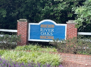 River Oaks Homes